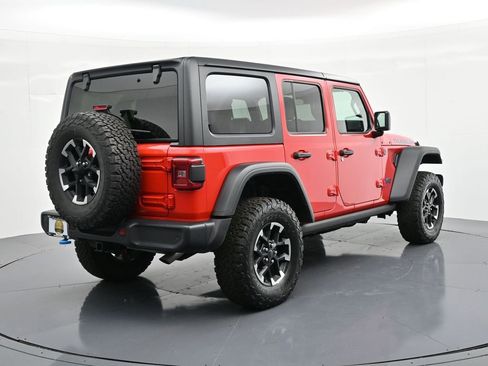 Used 2025 Jeep Wrangler Unlimited Rubicon 4xe w/ Safety Group AWD/4WD image 6