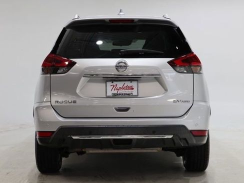 Used 2019 Nissan Rogue SV AWD/4WD image 7