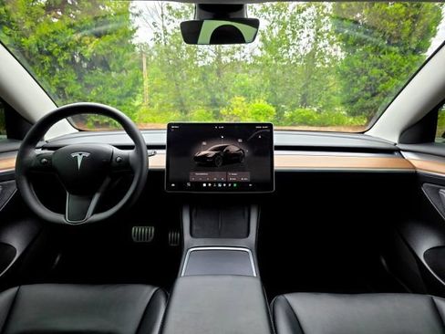 Used 2023 Tesla Model 3 Performance AWD/4WD image 11