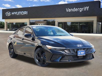 New 2026 Hyundai Elantra SEL Sport Premium