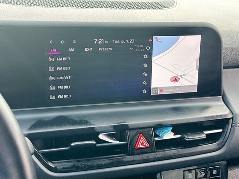 Certified 2024 Kia Seltos EX FWD image 15