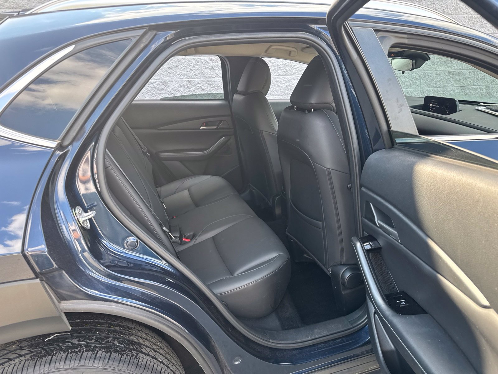 Certified 2024 MAZDA CX-30 AWD 2.5 S w/ Select Sport Pkg image 36