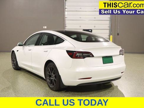 Used 2020 Tesla Model 3 Standard Range Plus RWD image 5