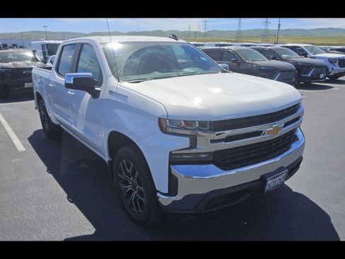 Used 2019 Chevrolet Silverado 1500 LT w/ All-Star Edition RWD image 2