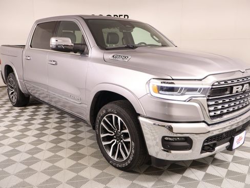 Used 2025 RAM 1500 Limited AWD/4WD image 1