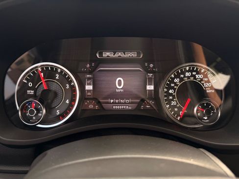 Used 2023 RAM 3500 Laramie AWD/4WD image 3