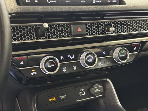 Used 2024 Honda Civic EX image 35