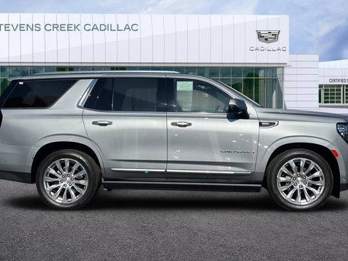 Used 2024 GMC Yukon Denali w/ Denali Reserve Package AWD/4WD image 2