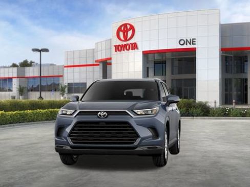 New 2026 Toyota Grand Highlander XLE image 19