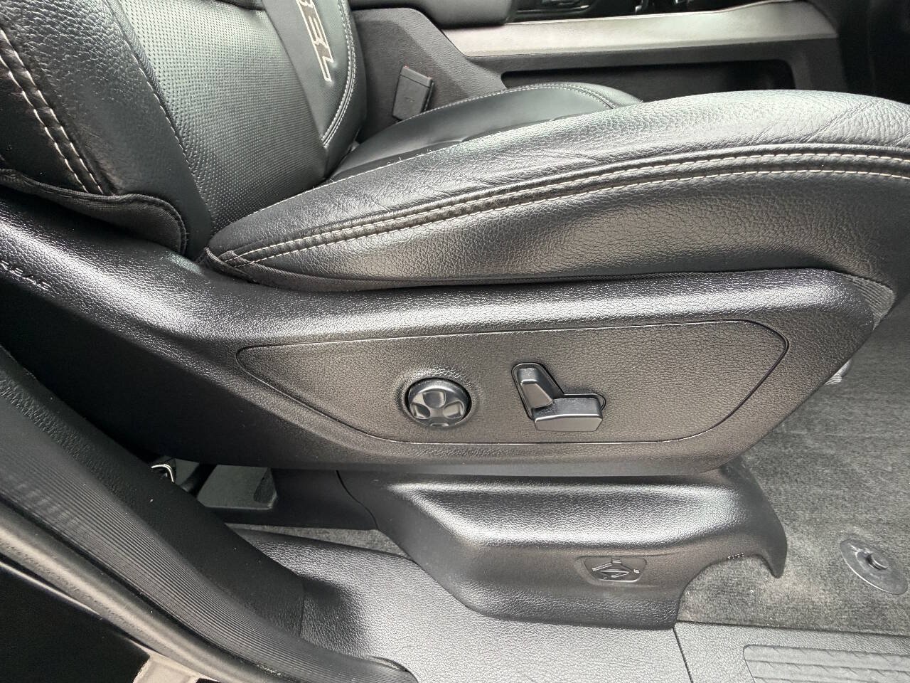 Used 2020 RAM 1500 Rebel w/ Rebel Level 2 Equipment Group AWD/4WD image 21