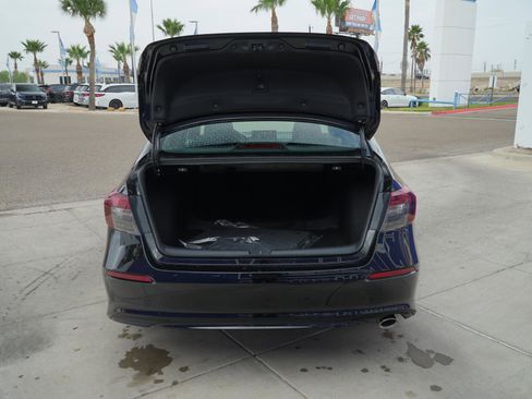 New 2026 Honda Civic Sport image 7