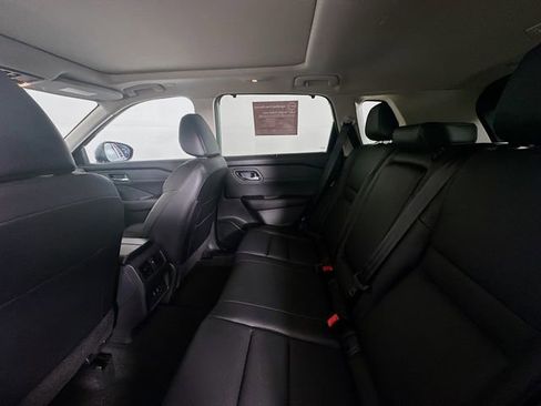 Certified 2024 Nissan Rogue SV w/ SV Premium Package FWD image 24