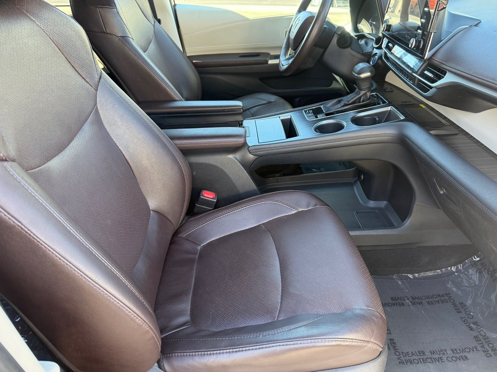 Used 2021 Toyota Sienna Platinum FWD image 13