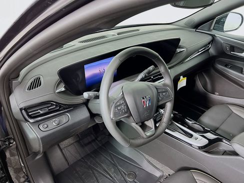 New 2025 Buick Envista Avenir image 8