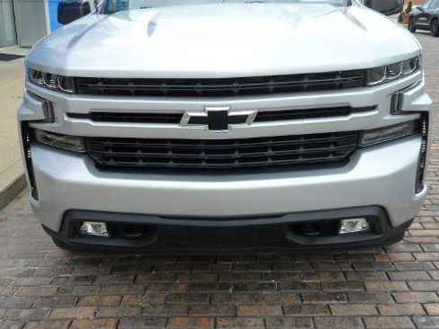 Used 2020 Chevrolet Silverado 1500 RST AWD/4WD image 3
