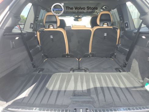 Certified 2024 Volvo XC90 B6 Ultimate w/ Protection Package Premier AWD/4WD image 8