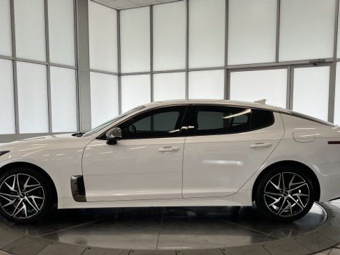 Used 2022 Kia Stinger GT-Line AWD/4WD image 4