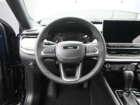 New 2026 Jeep Compass Limited image 27