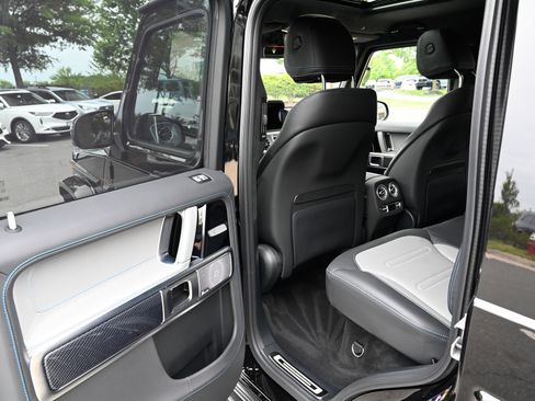 Used 2025 Mercedes-Benz G 580 w/ EQ Technology image 34