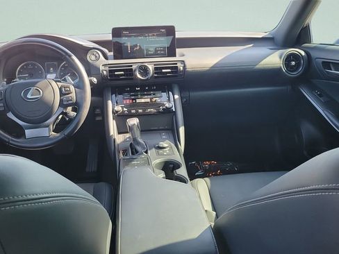Used 2024 Lexus IS 300 w/ Premium Package RWD image 10