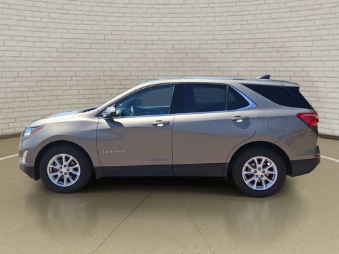 Used 2019 Chevrolet Equinox LT image 8