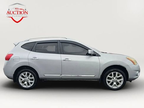 Used 2012 Nissan Rogue SL FWD image 4