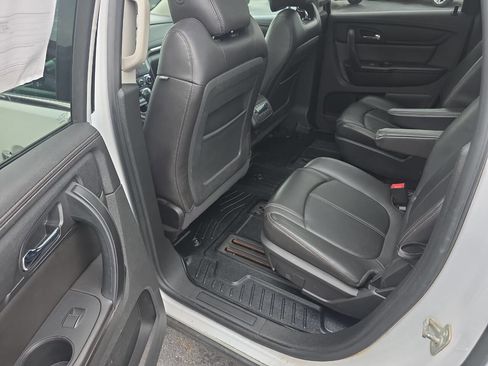 Used 2017 Chevrolet Traverse LT AWD/4WD image 11