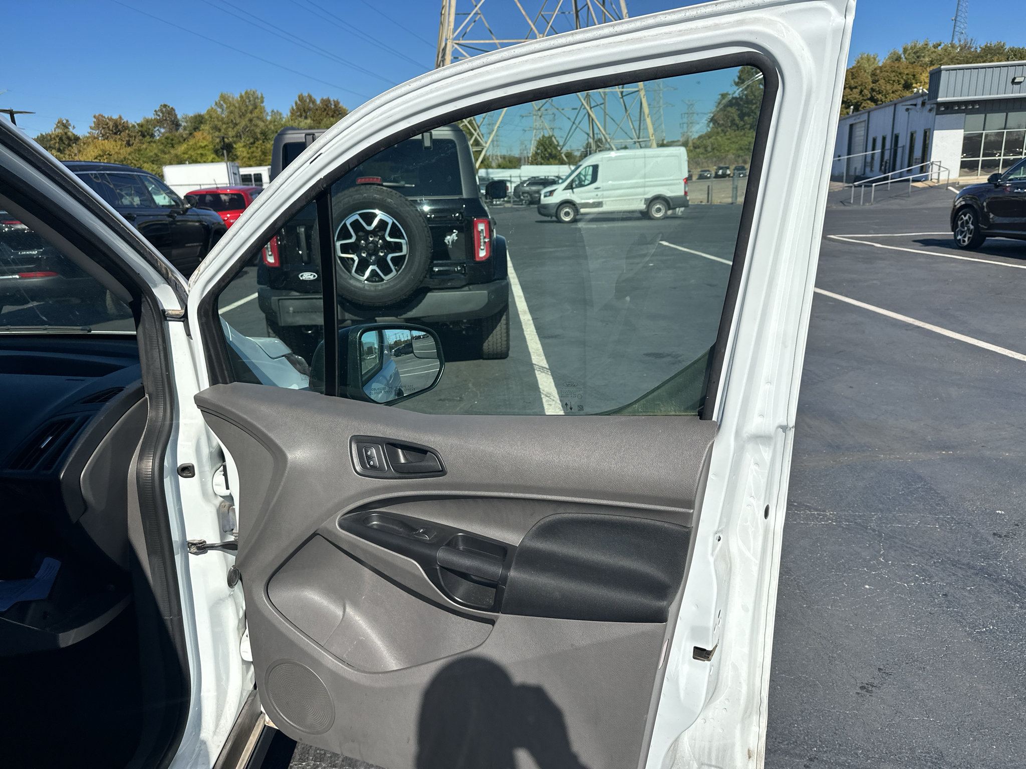 Used 2023 Ford Transit Connect XL FWD image 16