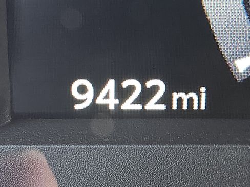 Certified 2024 Toyota Tacoma SR image 18