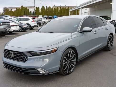 Certified 2025 Honda Accord Touring image 6