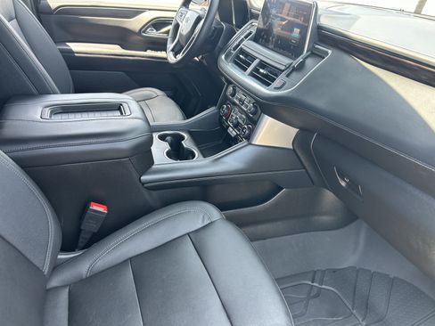 Certified 2023 Chevrolet Tahoe Z71 w/ Luxury Package AWD/4WD image 13