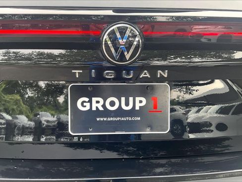 Used 2025 Volkswagen Tiguan S w/ 18" Wheel Package FWD image 32