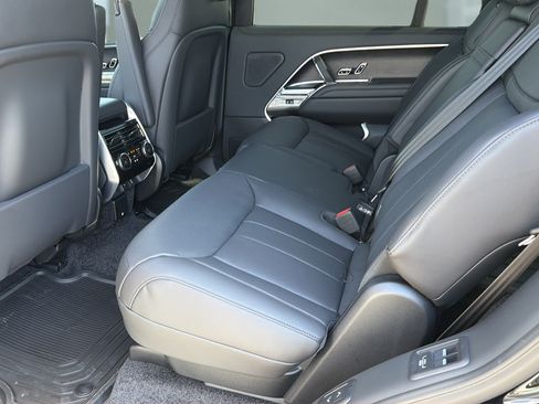 New 2026 Land Rover Range Rover Long Wheelbase SE AWD/4WD image 20
