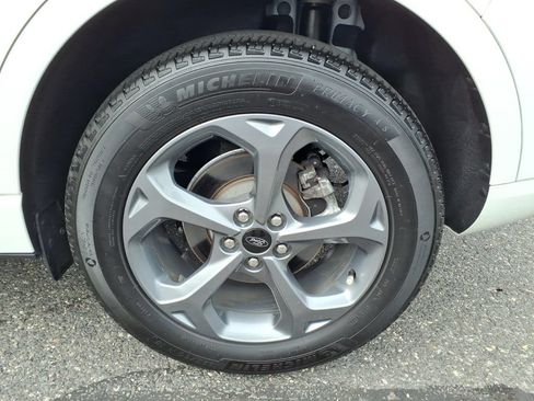 Used 2023 Ford Escape ST-Line w/ Tech Pack #1 AWD/4WD image 17