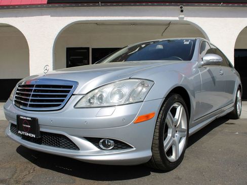 Used 2008 Mercedes-Benz S 550 image 4