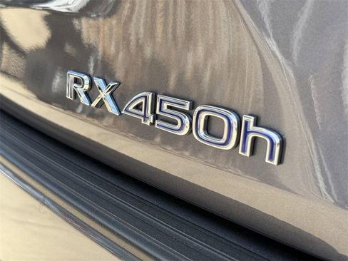 Used 2022 Lexus RX 450h AWD image 11