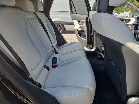 New 2026 Mercedes-Benz GLC 300 image 12