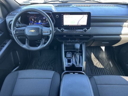 Used 2024 Chevrolet Colorado W/T w/ WT Convenience Package image 2