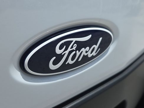 Used 2026 Ford Transit 350 XLT RWD image 11