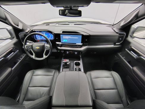 Used 2023 Chevrolet Silverado 1500 LTZ image 2