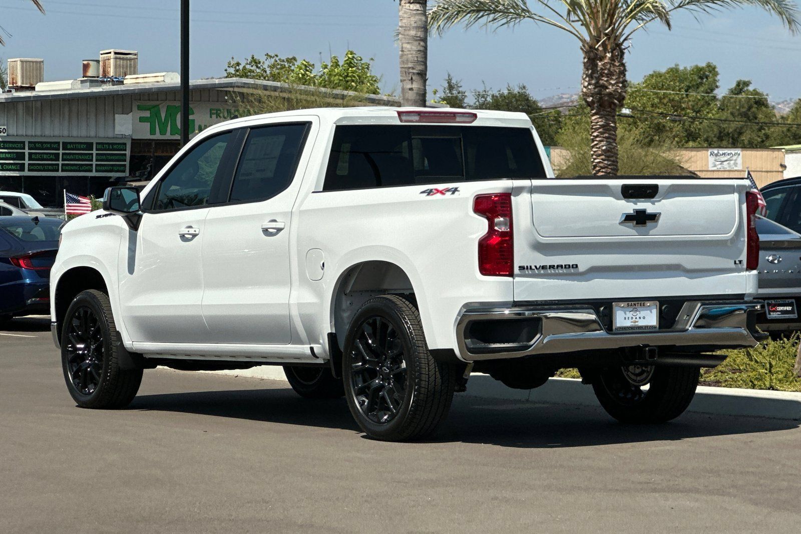 New 2026 Chevrolet Silverado 1500 LT w/ Leather Package AWD/4WD image 6