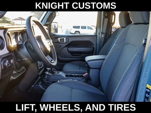 New 2025 Jeep Gladiator Sport image 19