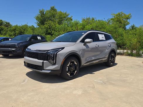 New 2026 Kia Sportage EX w/ EX Panoramic Sunroof Package AWD/4WD image 4