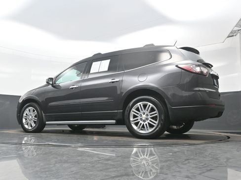 Used 2015 Chevrolet Traverse LT w/ Style and Technology Package image 29