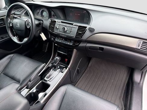 Used 2017 Honda Accord Sport Special Edition image 26