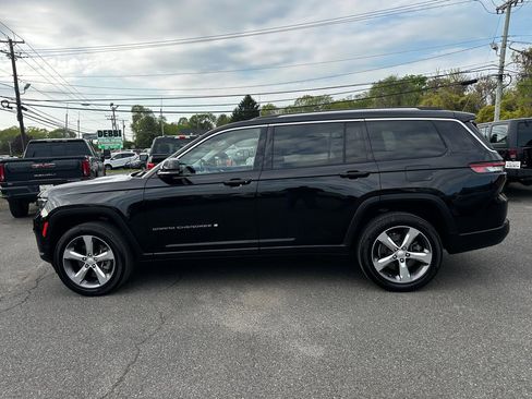 Used 2022 Jeep Grand Cherokee L Limited AWD/4WD image 8
