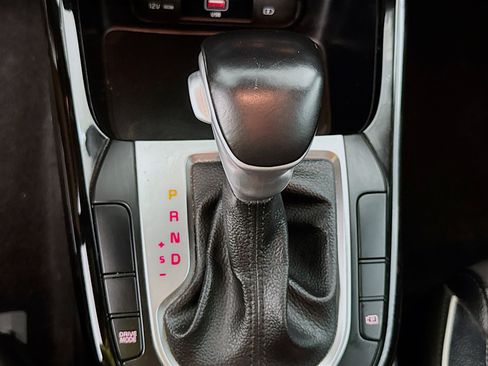 Used 2022 Kia Forte GT-Line FWD image 19