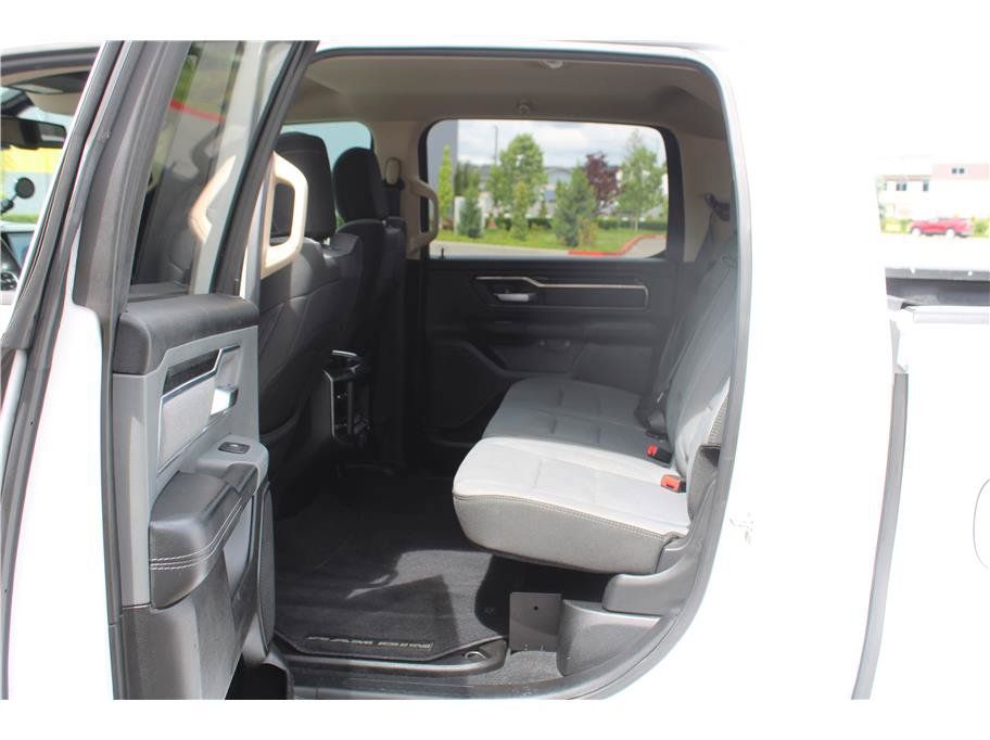 Used 2019 RAM 1500 Big Horn RWD image 12