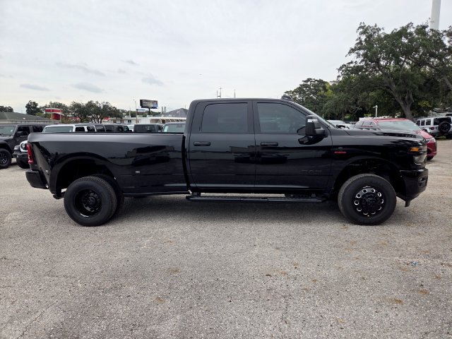 New 2027 RAM 3500 Big Horn AWD/4WD image 10