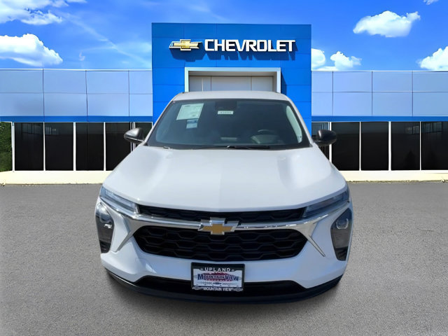New 2026 Chevrolet Trax LS w/ Driver Confidence Package FWD image 9